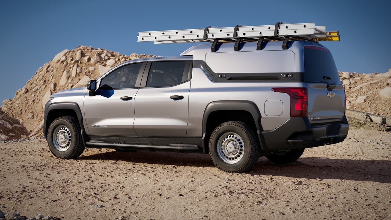 2024 Chevy electric Silverado bed cover ladder